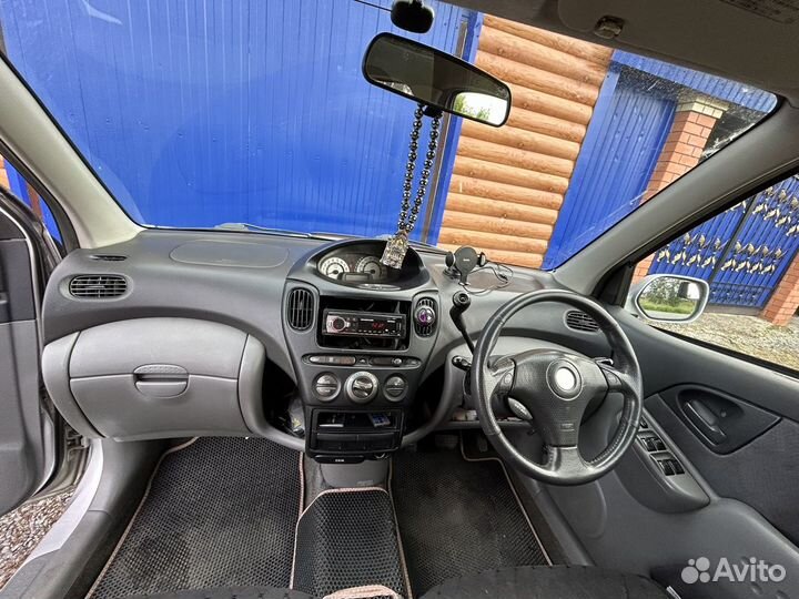 Toyota Funcargo 1.5 AT, 2001, 250 000 км