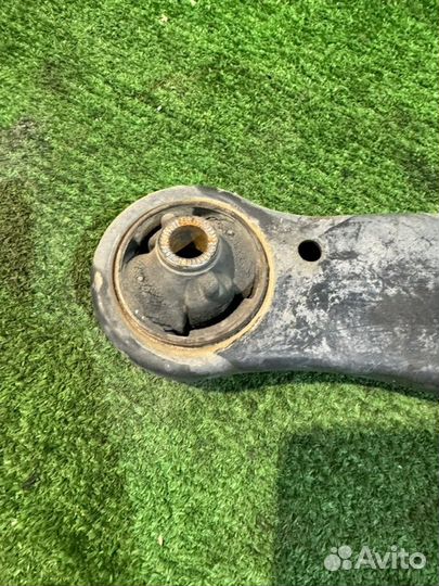 Рычаг(3) передний правый Lexus Rx450H GYL10 2010