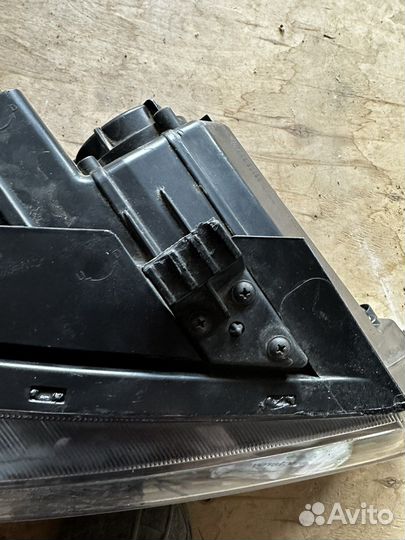 Фара правая kia sorento xm