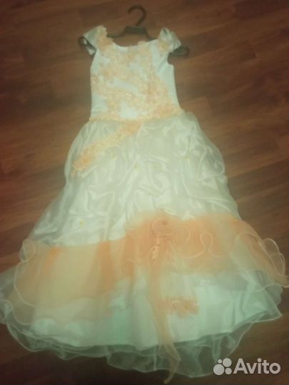 Платье для девочки на выпускной 146,152