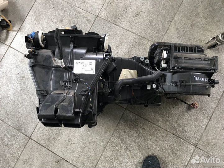 Корпус отопителя Volkswagen Passat B7