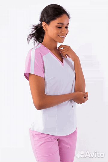 Медицинская футболка