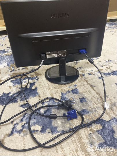 Монитор philips