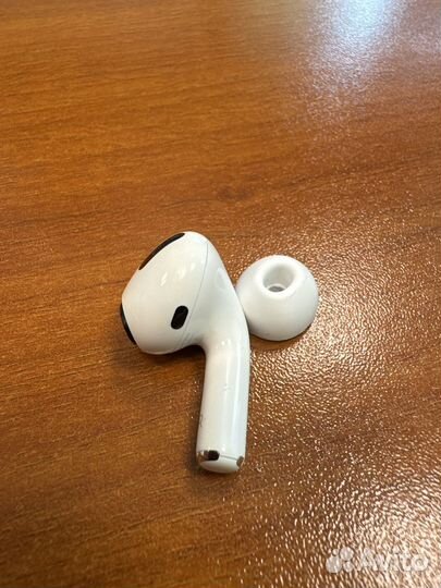 Правый наушник airpods pro А2083