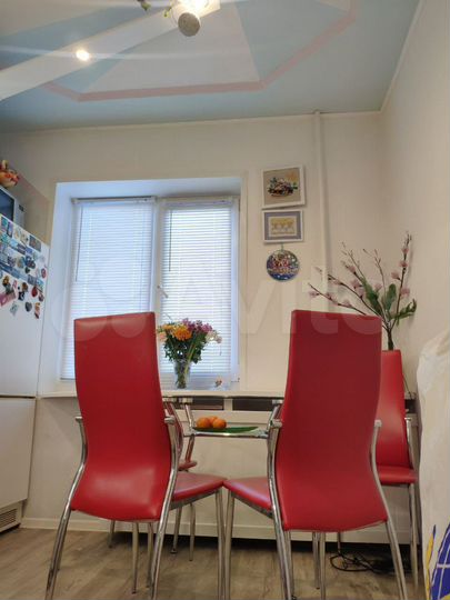 2-к. квартира, 54 м², 5/9 эт.