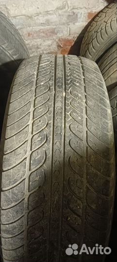 Bfgoodrich Macadam T/A 275/70 R16