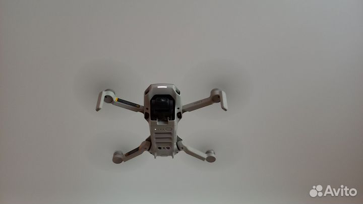 Квадрокоптер - Дрон с камерой DJI Mini 2