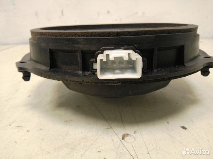 Динамик двери Land Rover Freelander 2 L359 2.2L