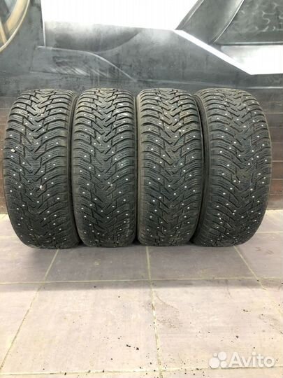 Nokian Tyres Hakkapeliitta 8 SUV 235/55 R18 104T