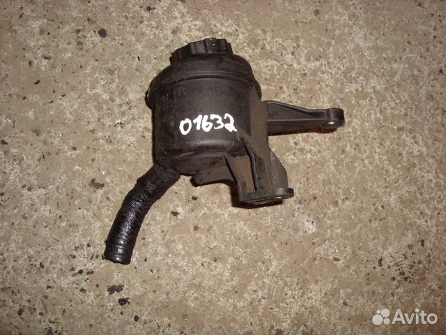 Бачок насоса гидроусилителя руля W203 M646 A203460