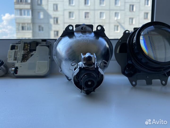 Линзы ксенон с блоком розжига и лампочками