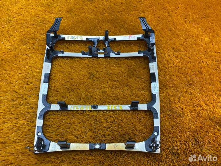 Накладка центральной консоли Mercedes-Benz C-Class