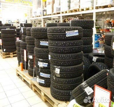 Nitto Therma Spike 295/40 R21 111T