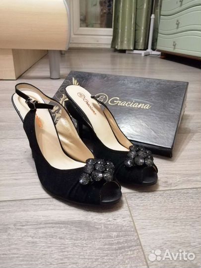 Graciana новые босоножки 39 размер