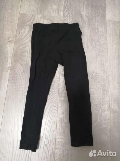 Одежда и скакалка для гимнастики