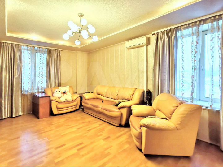 3-к. квартира, 89,6 м², 2/4 эт.