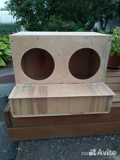 Гнездо для кур с яйцесборником