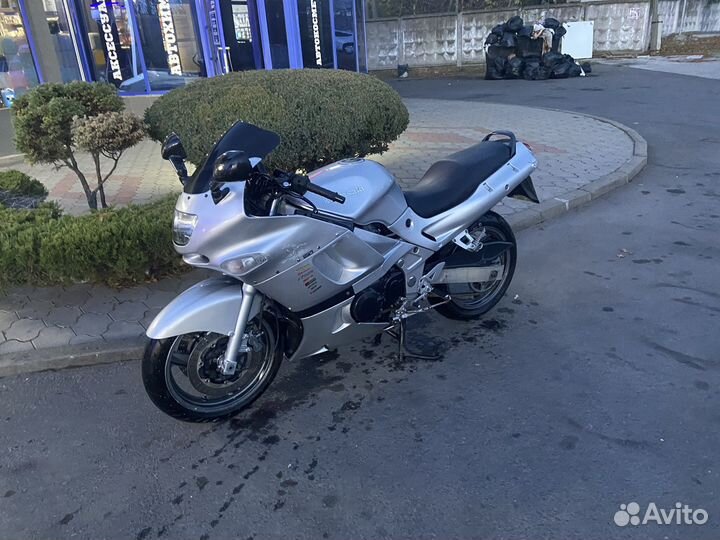 Kawasaki zzr 400