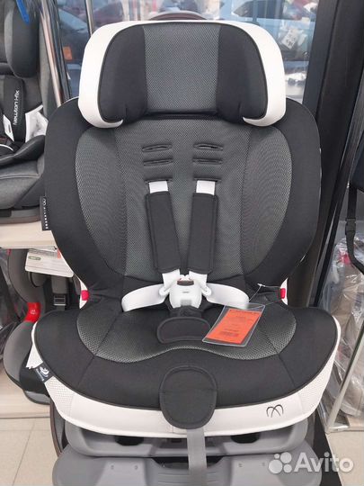 Детское автокресло Carmate Swing Moon гр.1\2