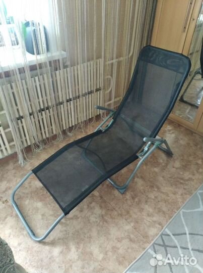 Кресло шезлонг складное