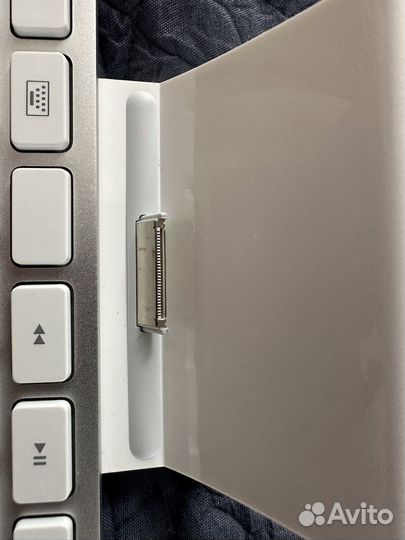 Клавиатура Apple для iPad