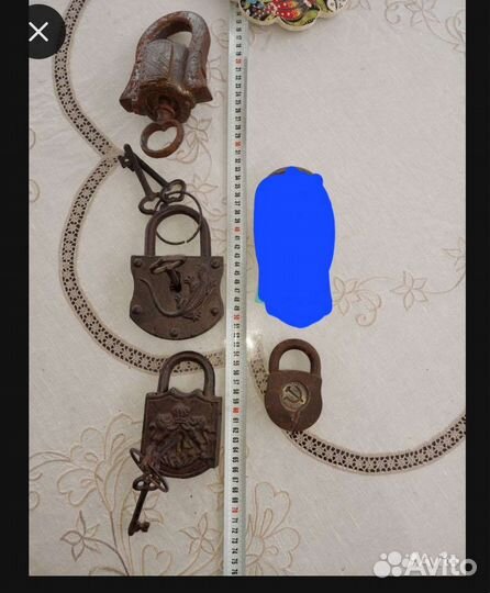 Антикварные амбарные замки и ключи