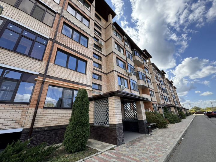 2-к. квартира, 67 м², 4/5 эт.