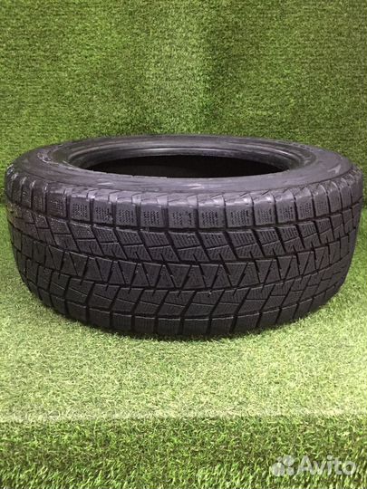 Bridgestone Blizzak DM-V1 265/60 R18 110R