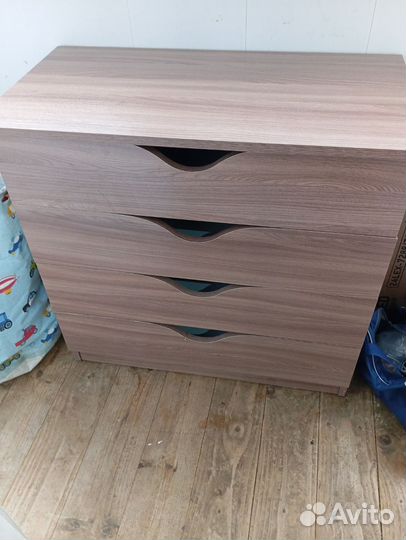 Комод 4 ящика новый