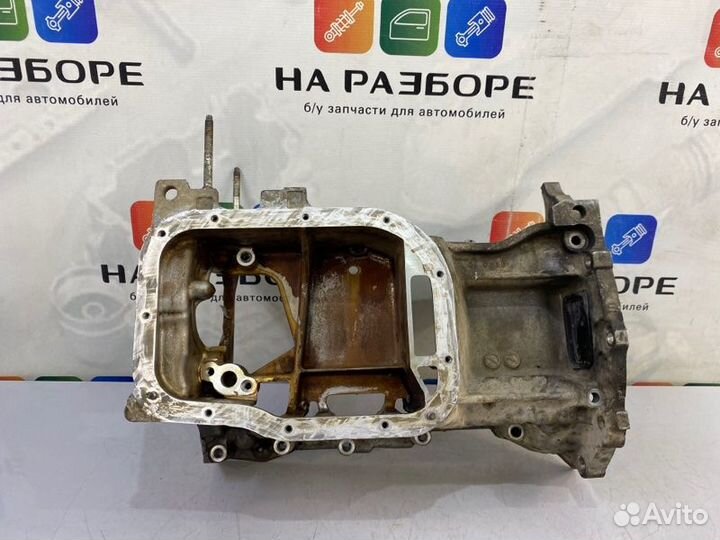 Поддон Toyota Auris