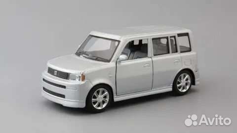 Интересует модель kinsmart toyota bb silver