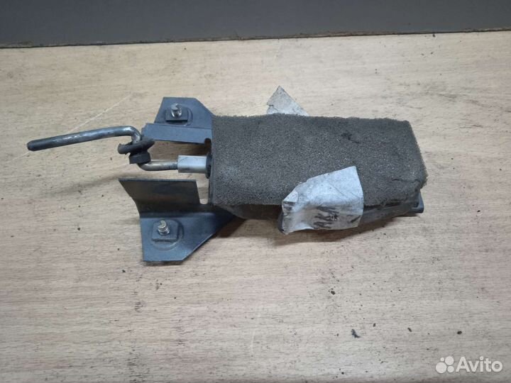 Активатор замка лючка бензобака BMW E28 бмв 5 E28