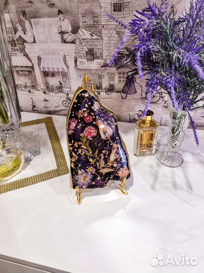 Осколок из эпоксидной смолы и сухоцветов