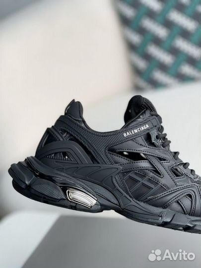 Balenciaga Track 2