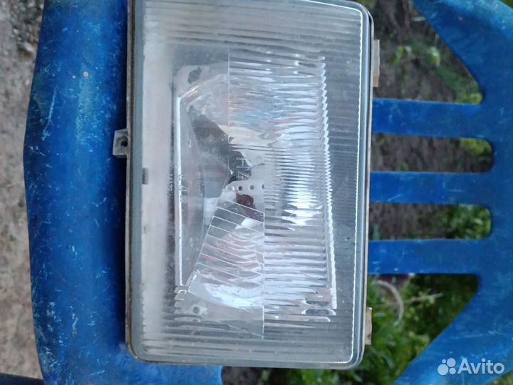Фара левая азлк 2141