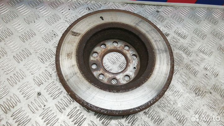 Диск тормозной задний Volkswagen Passat B6 2007