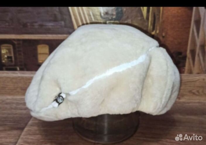 Берет мутоновый