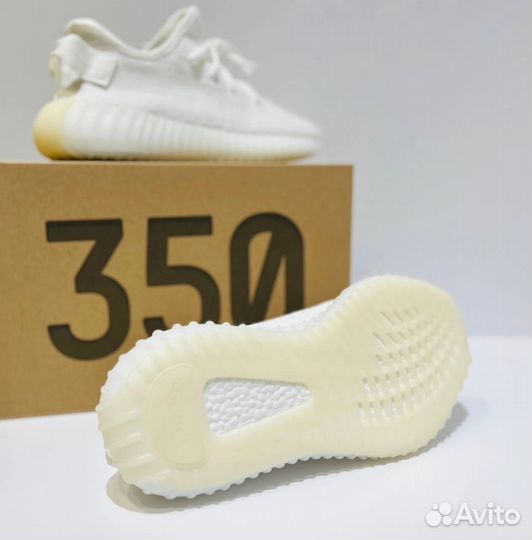 Кроссовки Adidas yeezy boost 350 v2