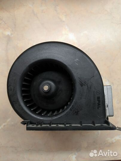 Вентилятор центробежный одиночный spal