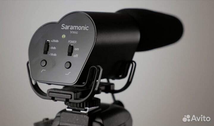 Микрофон Пушка Накамерный Saramonic Vmic. Новый