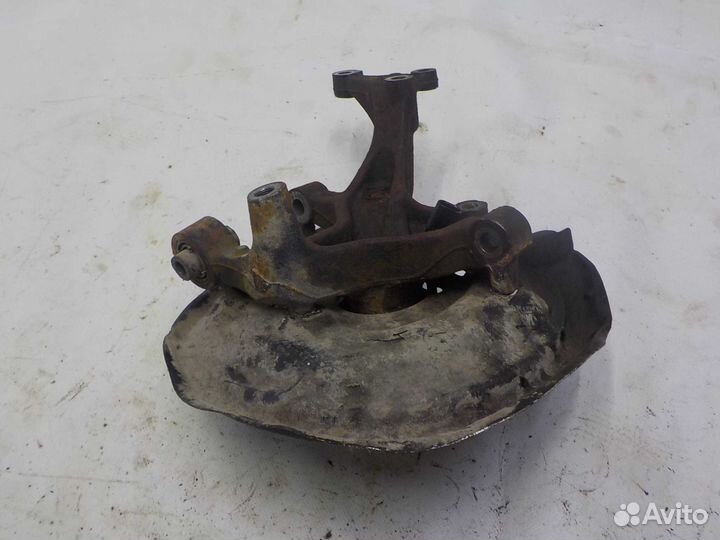 Кулак поворотный volkswagen jetta 6 задний правый