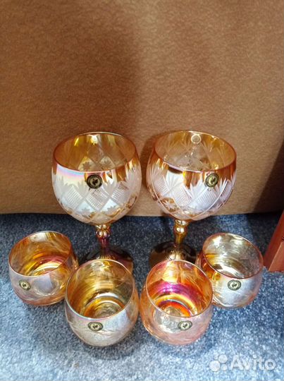 Хрустальные фужеры, рюмки, пивные кружки