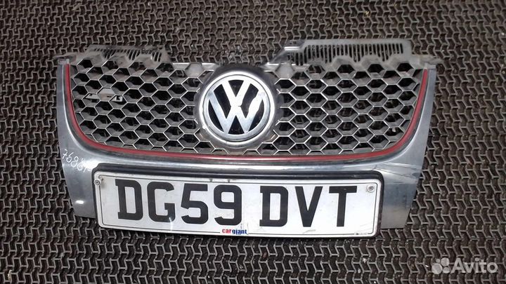 Решетка радиатора Volkswagen Golf 5, 2009