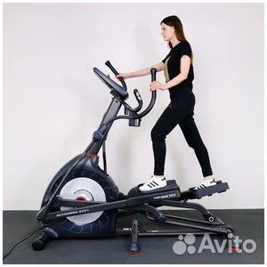 Эллиптический тренажер Schwinn 570e