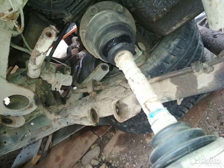 Подрамник Mercedes-Benz Vito W638