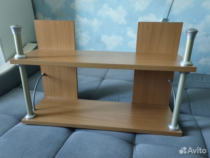 Полка настенная навесная