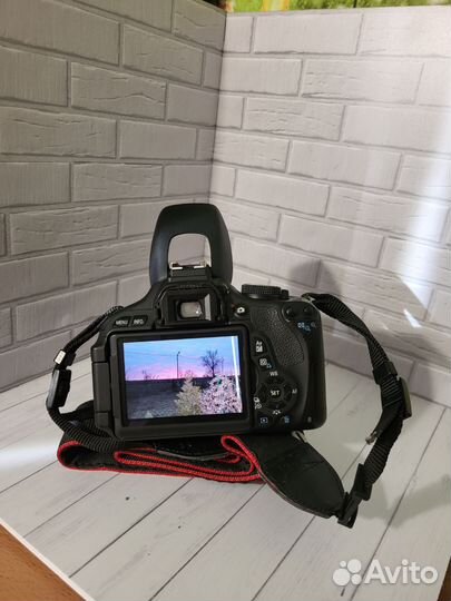 Зеркальный фотоаппарат canon 600d