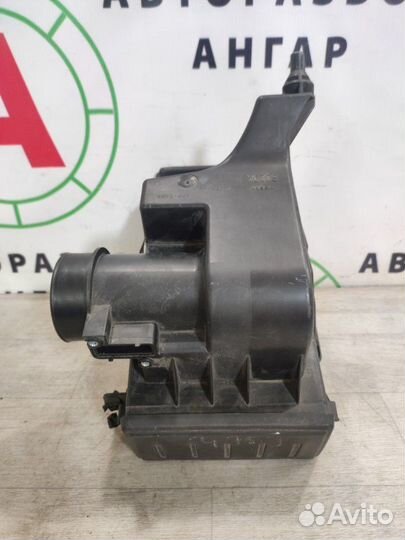 Корпус воздушного фильтра Nissan Note E11 HR16DE