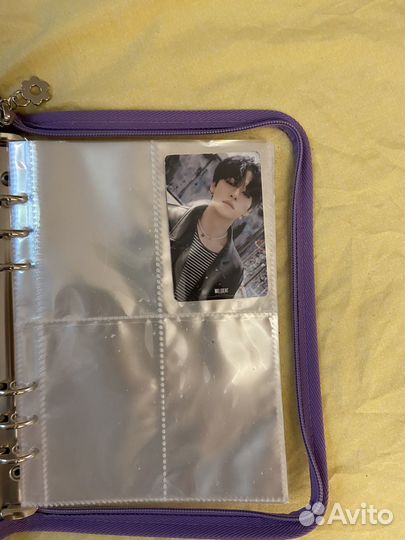 Альбом для коллекционных карточек