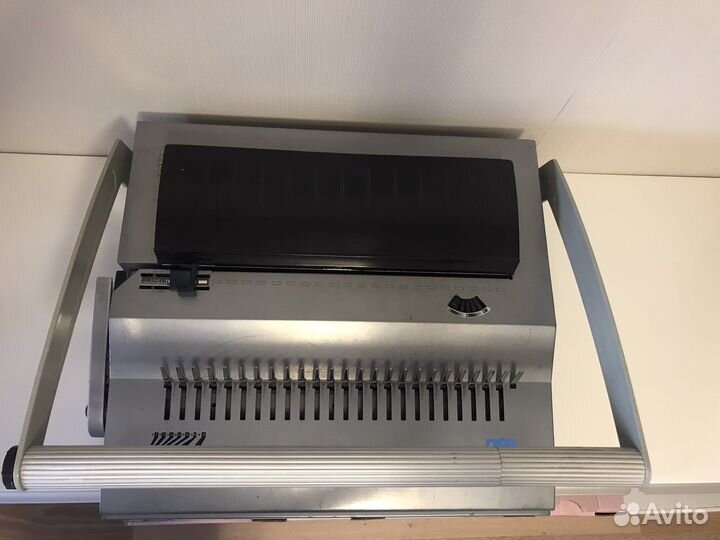 Брошюратор на пластиковые пружины